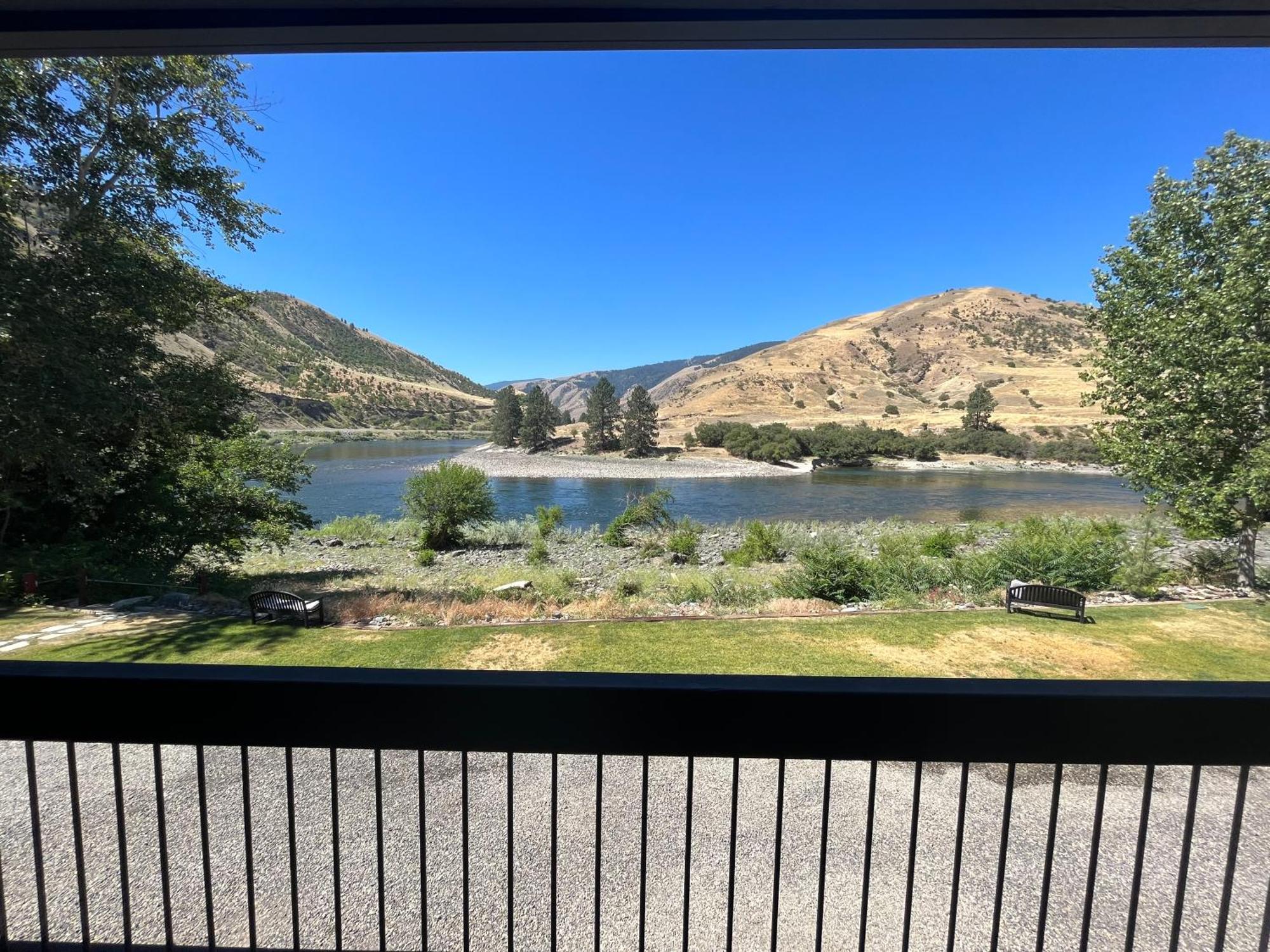 Steelhead Lodge Lucile ภายนอก รูปภาพ
