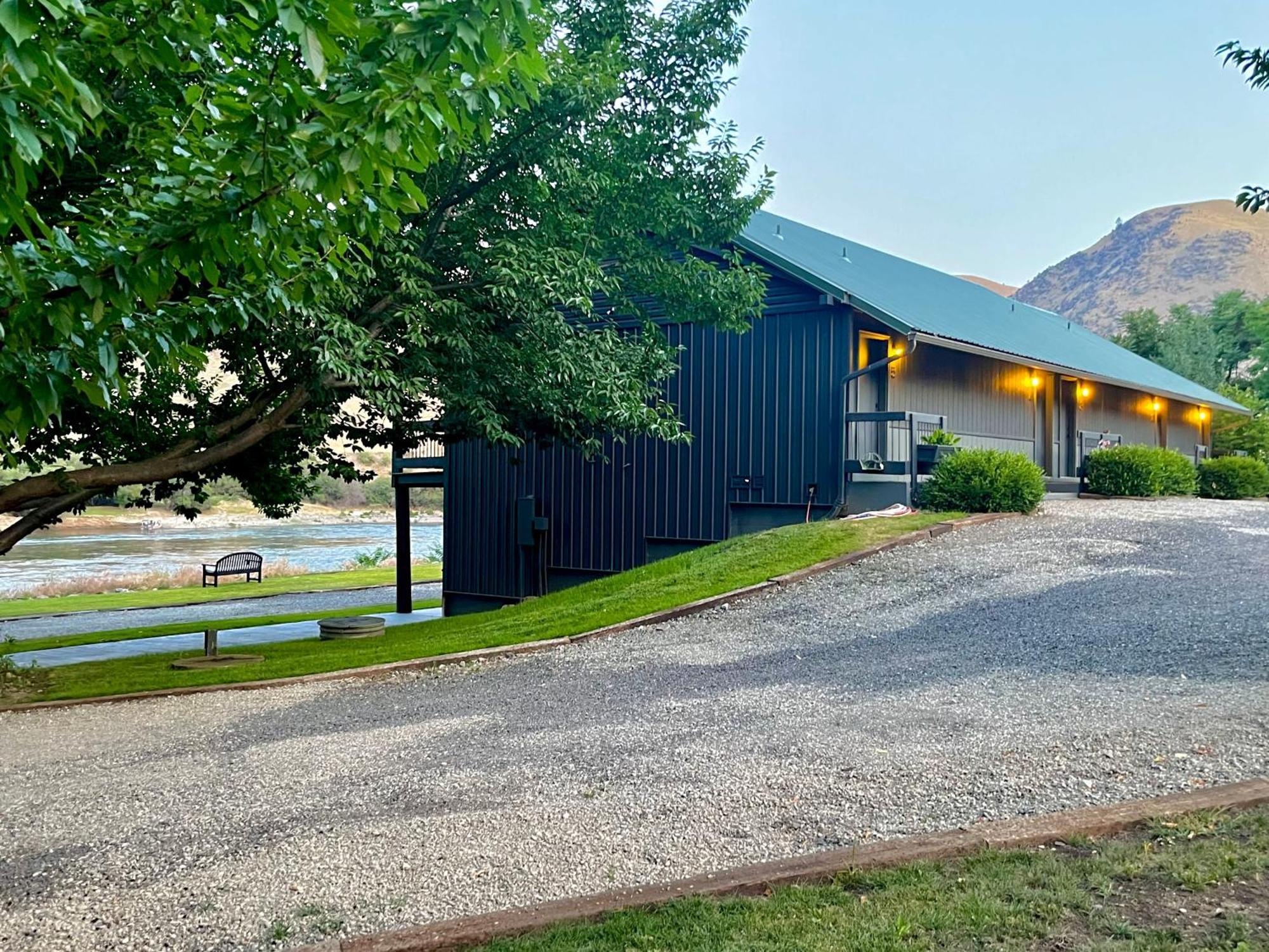 Steelhead Lodge Lucile ภายนอก รูปภาพ